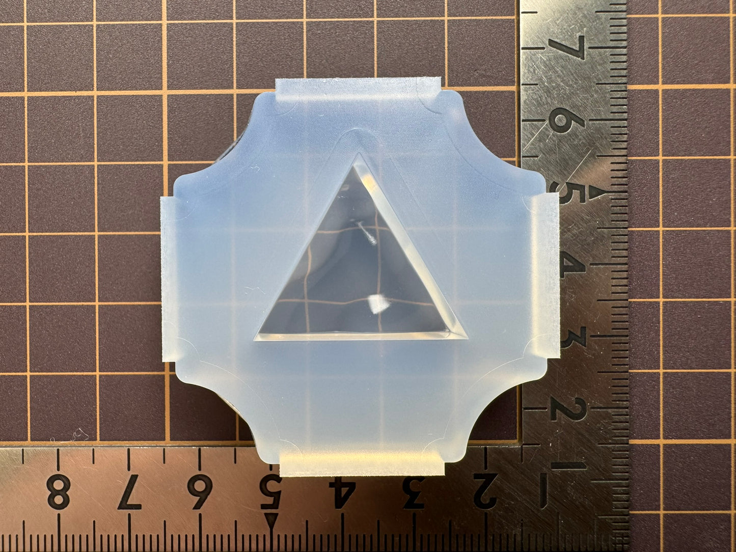25mm「水面三角形」レジン用モールド