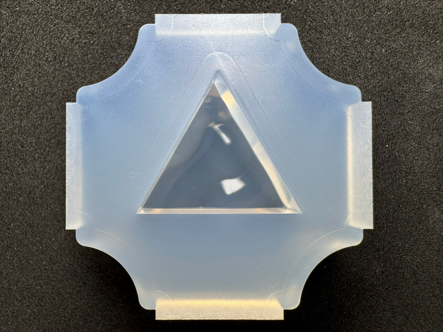 25mm「水面三角形」レジン用モールド