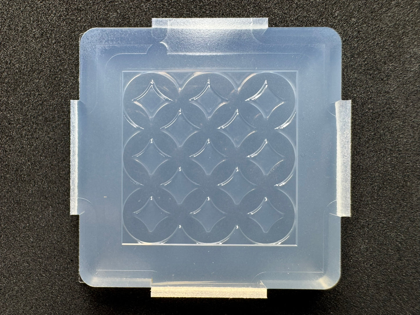 "Shippo pattern" resin mold