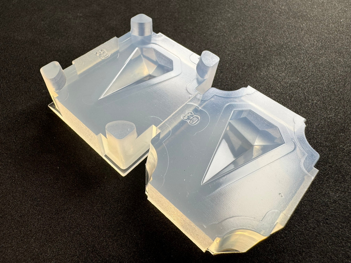 30mm「五角錐ペンデュラム」レジン用モールド