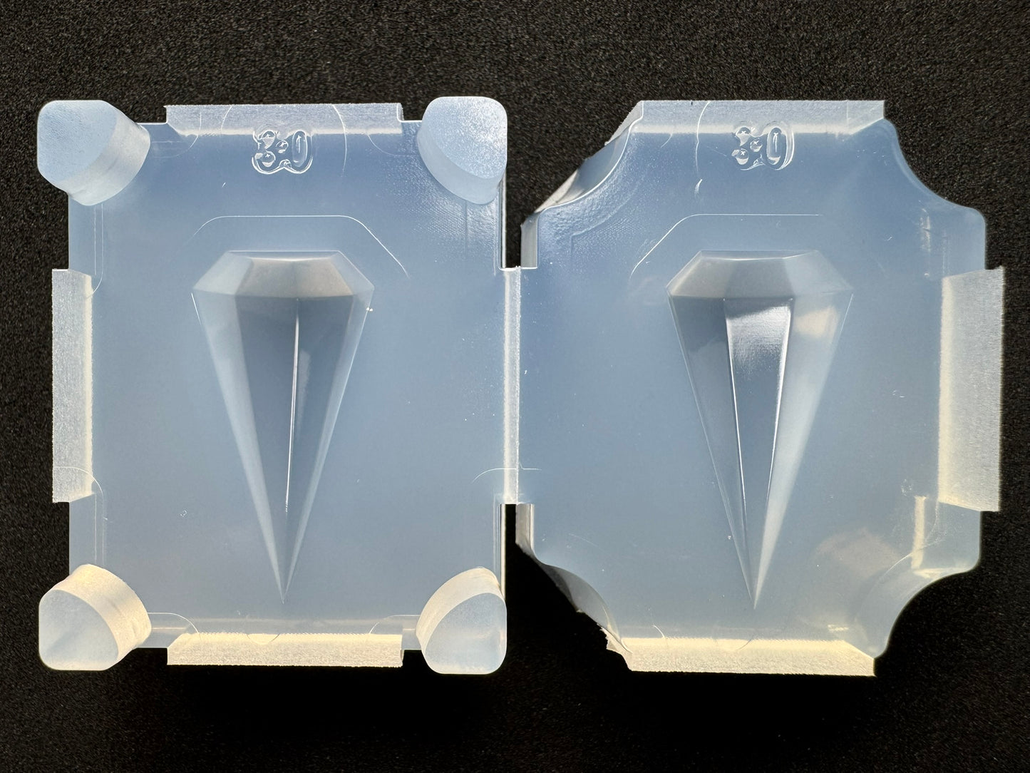 30mm「八角錐ペンデュラム」レジン用モールド
