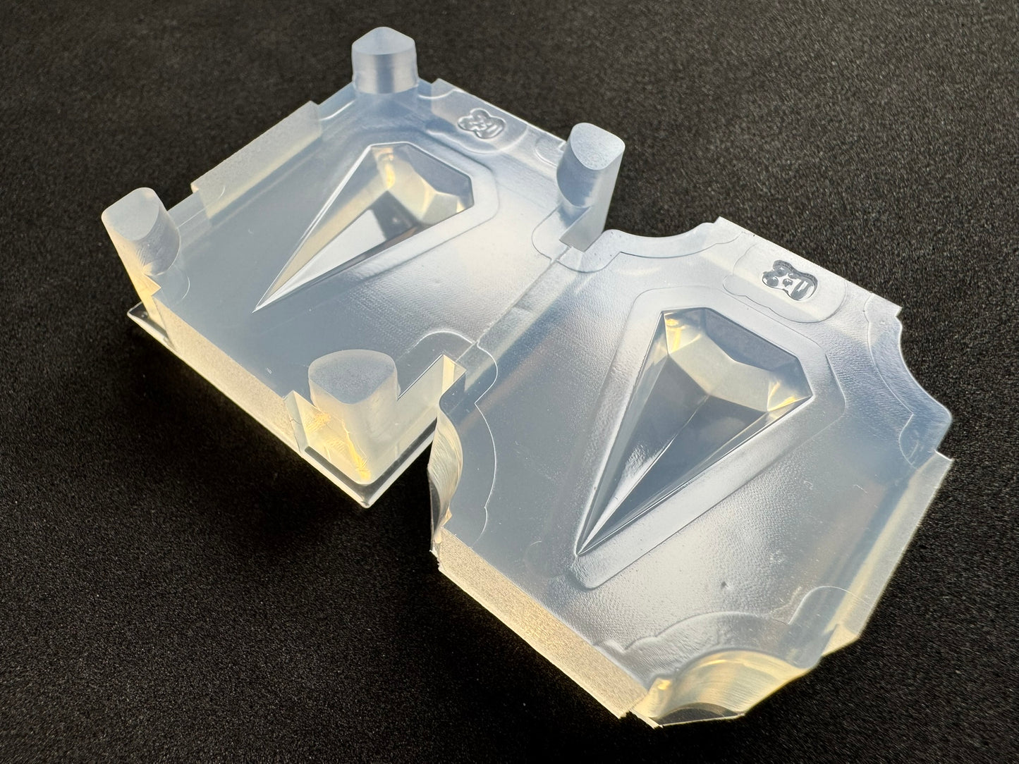 30mm「八角錐ペンデュラム」レジン用モールド