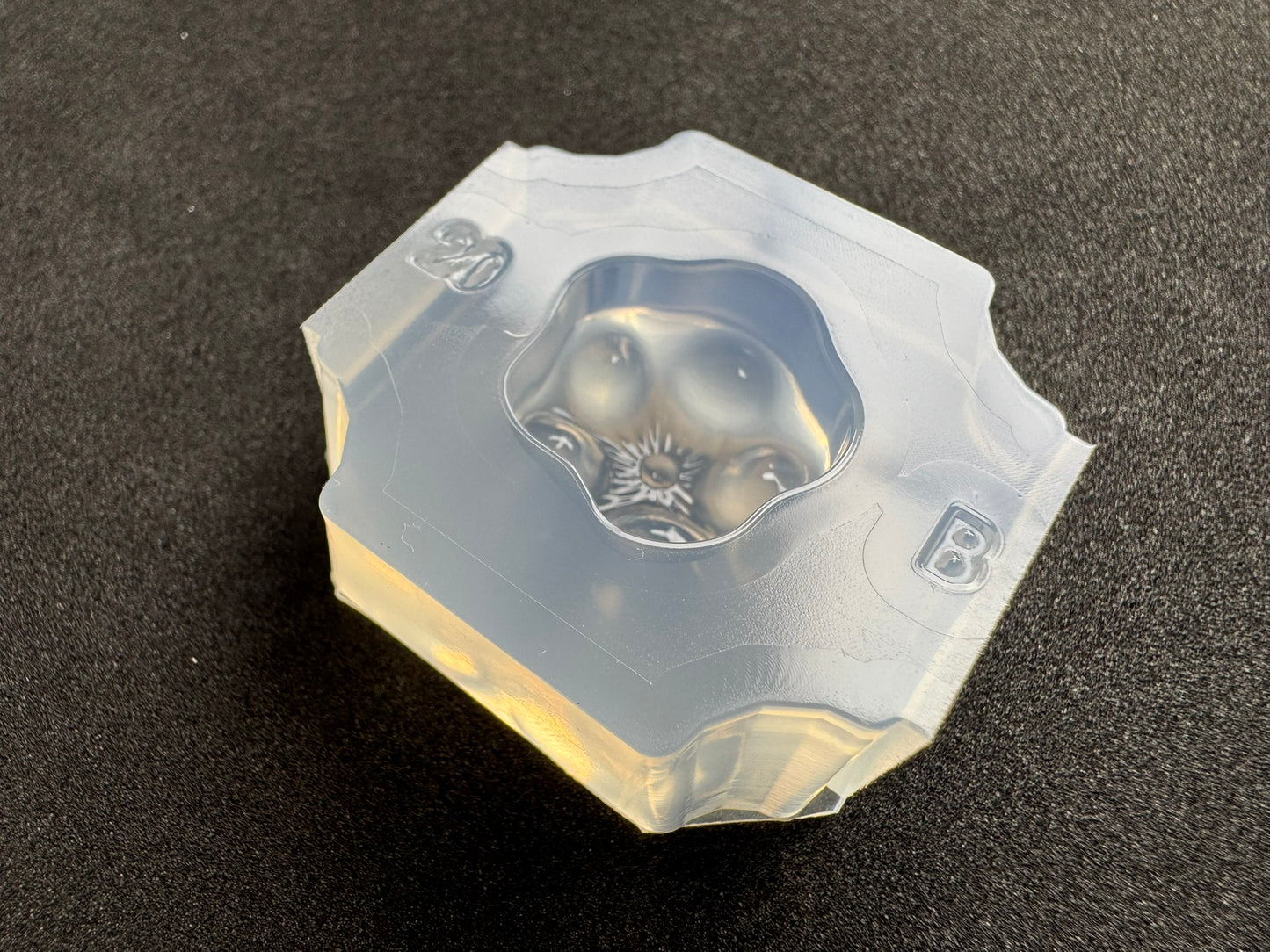 20mm「和菓子（梅B）」レジン用モールド