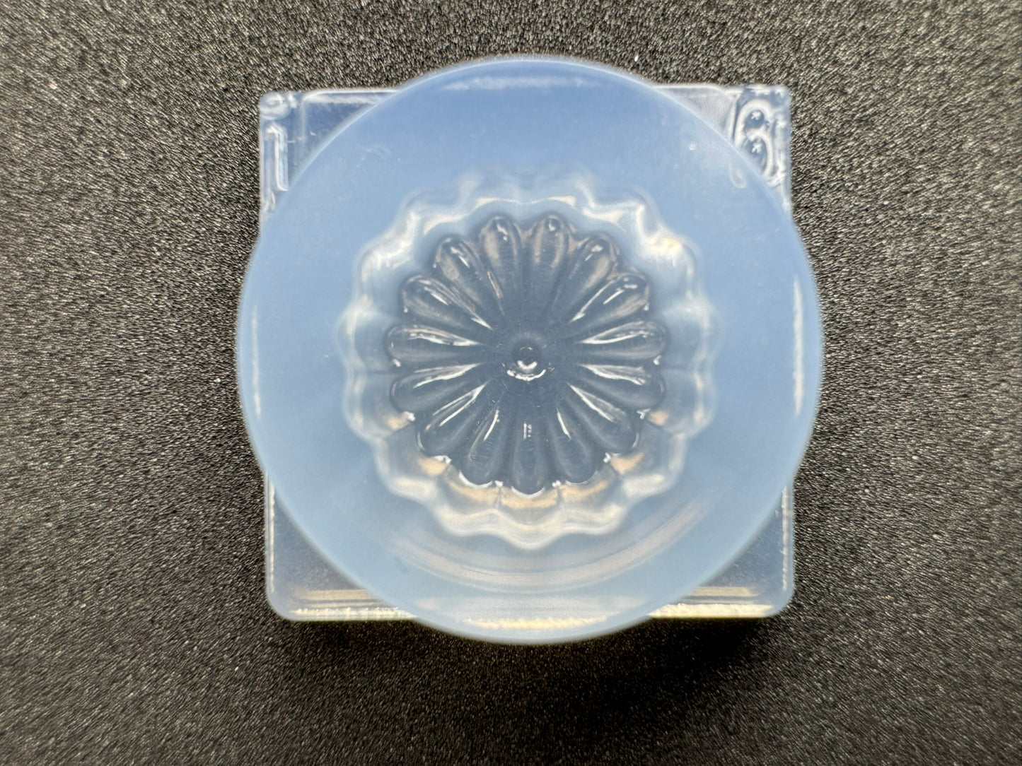ECO「和菓子(秋桜）」レジン用モールド
