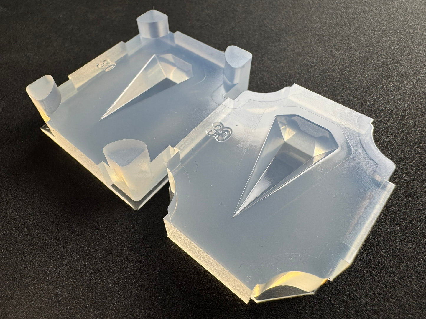 「六角錐ペンデュラム」レジン用モールド