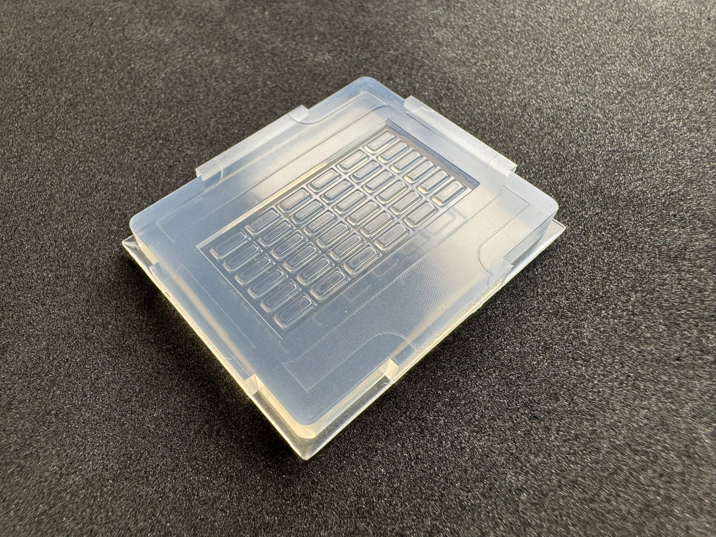 "Shoji pattern" resin mold