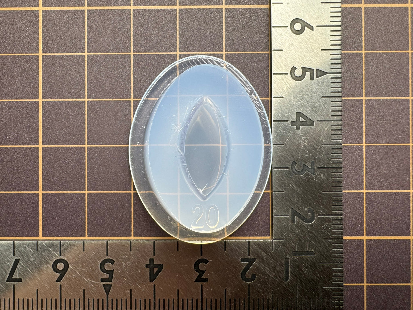 20mm「一体型馬の目」レジン用モールド