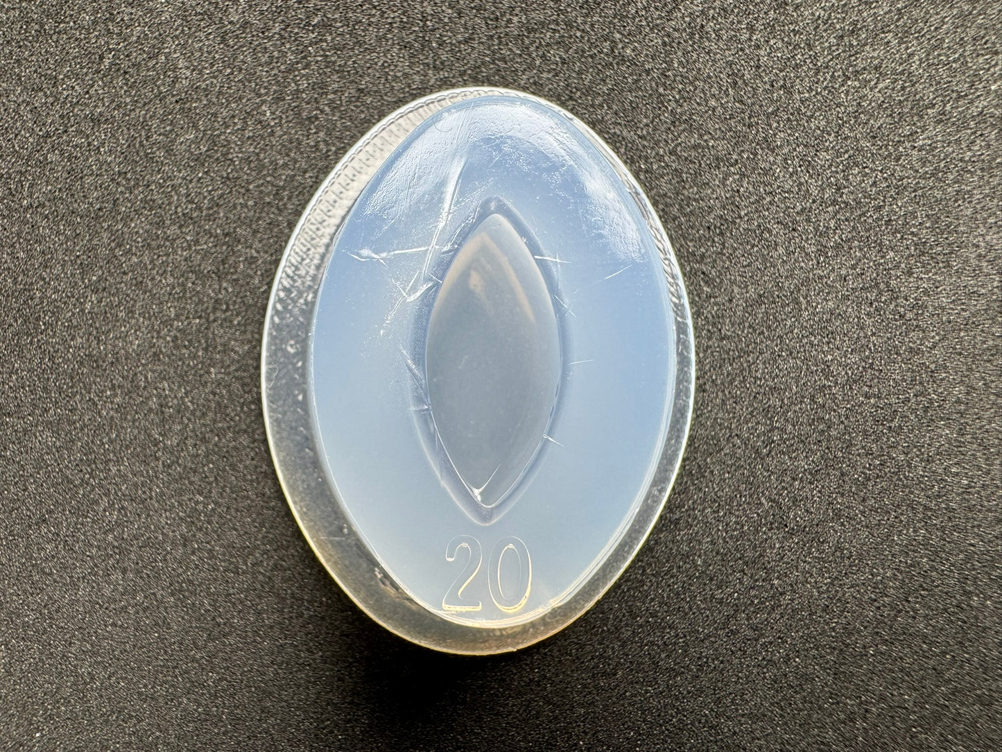 20mm「一体型馬の目」レジン用モールド