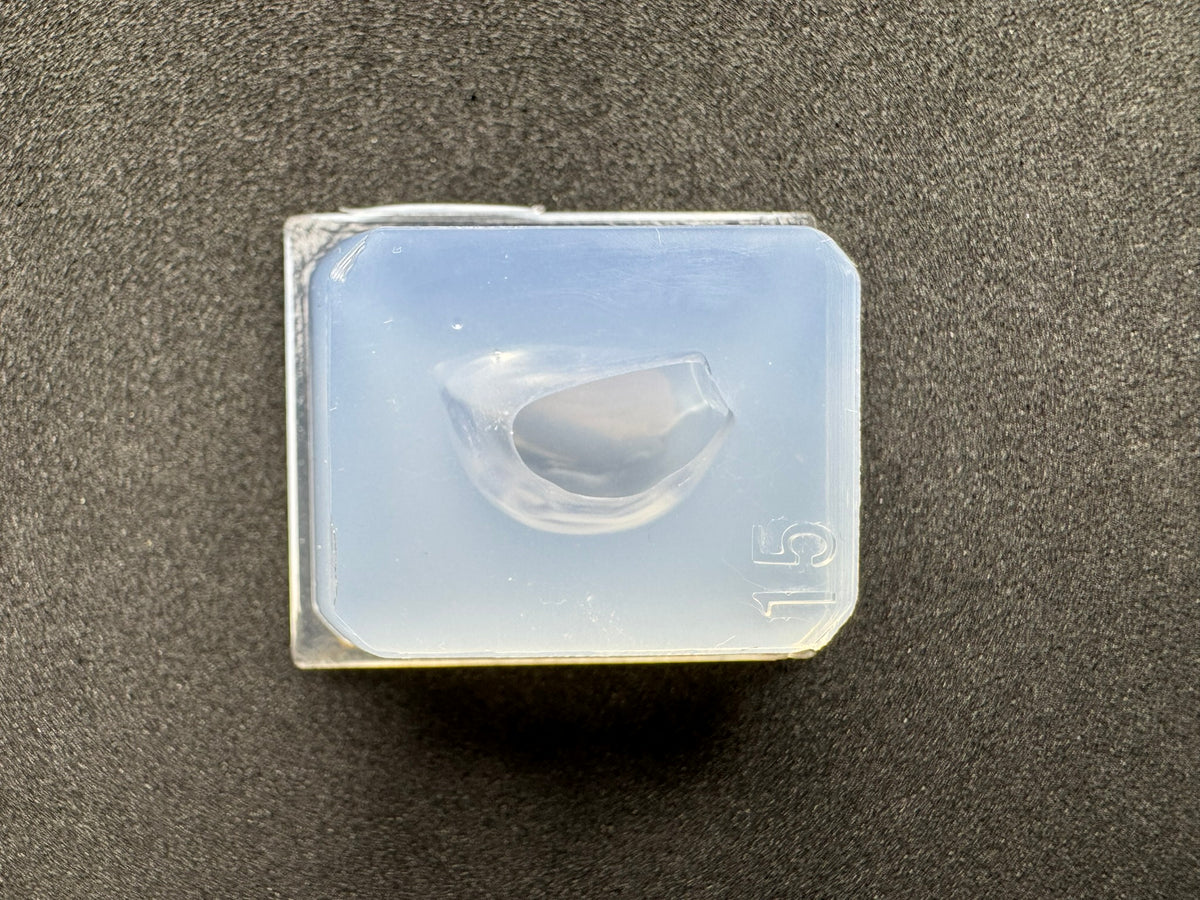 15mm「ニンニクの欠片」レジン用モールド