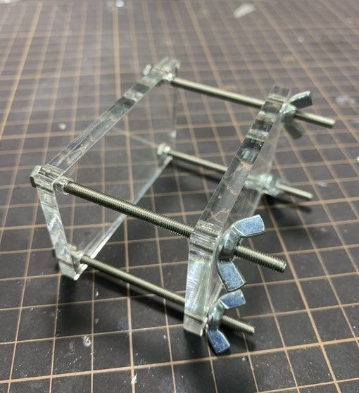 モールド挟める君