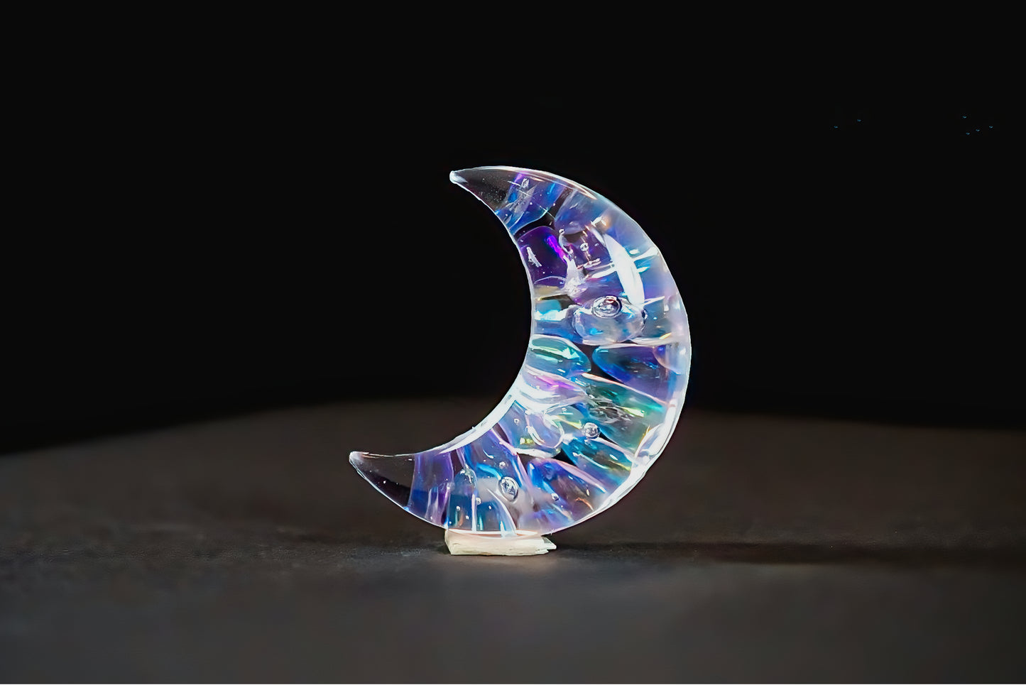 "Plump Crescent Moon" Resin Mold
